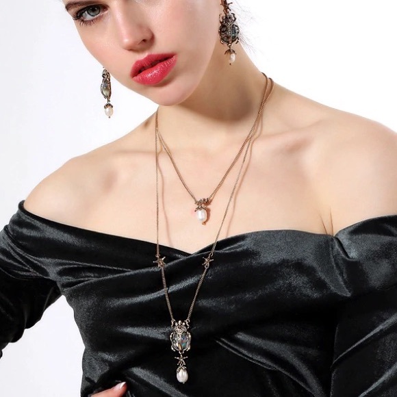 DOUBLE-WRAP BEETLE NECKLACE - Picture 8 of 8